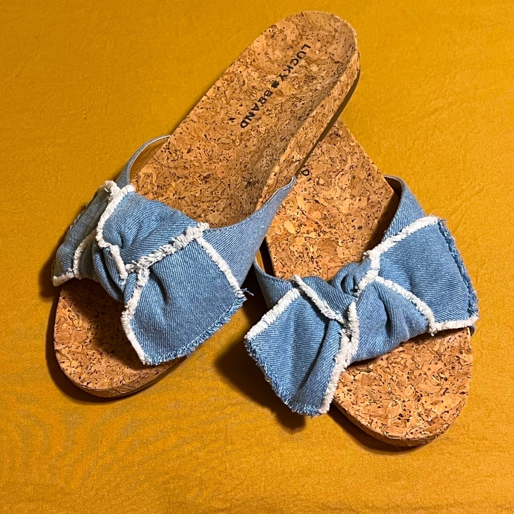 L Lucky brand denim bow shoes slide in